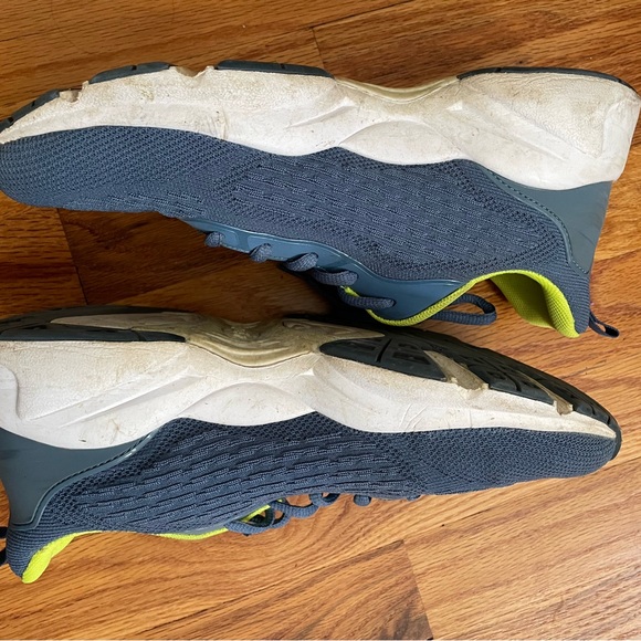 Propet Womens Sneakers- VGUC - Picture 2 of 4